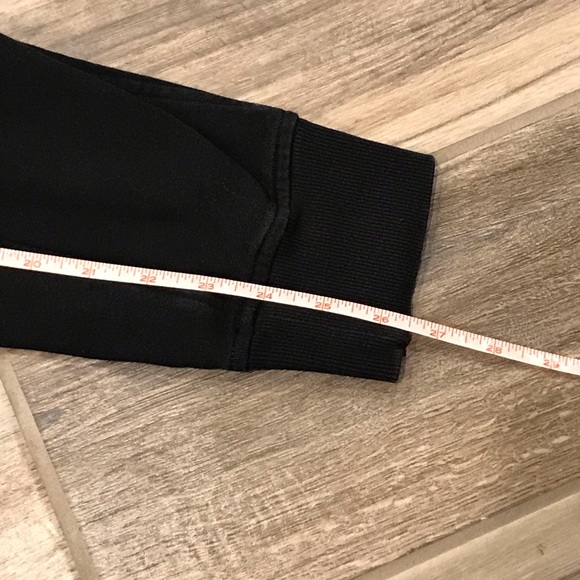 Lululemon Joggers - Size 6 - Picture 8 of 8